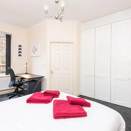 Sycamore York, Dog Friendly, Close To The River *